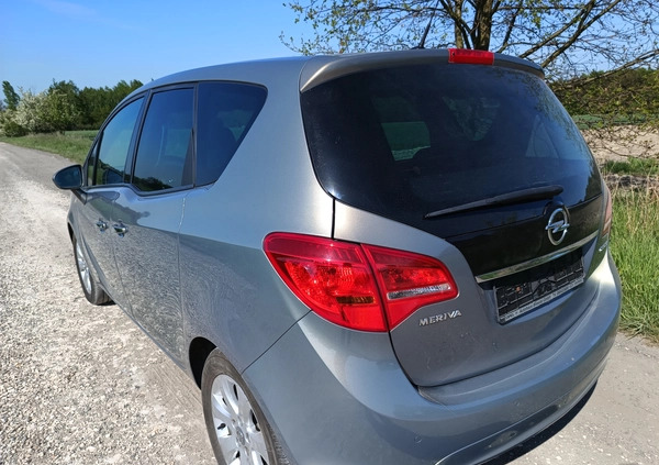 Opel Meriva cena 20999 przebieg: 151000, rok produkcji 2010 z Kłobuck małe 379